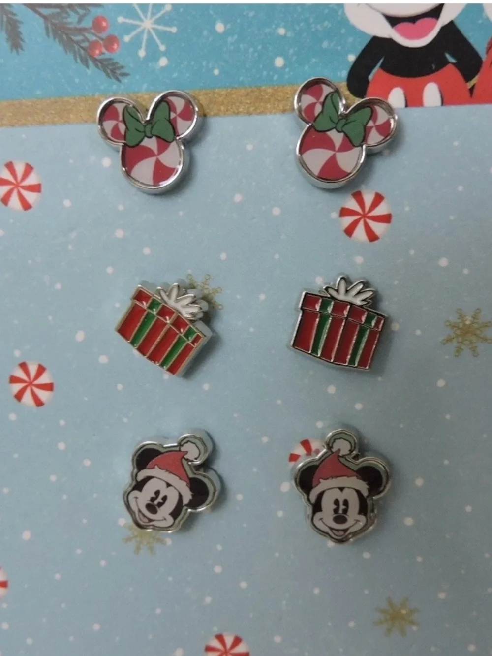 Disney festive earring